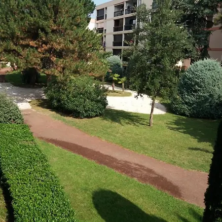 Soleil 4 Et Apartment *